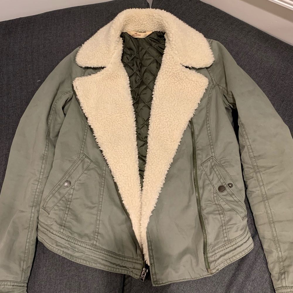 NWOT Hollister army green jacket